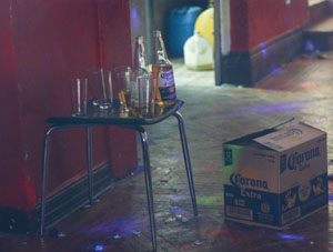 Cierran discoteca clandestina que funcionaba en el centro de Temuco: local vendía alcohol sin permiso ni patente municipal