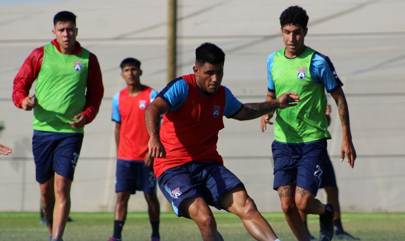 San Marcos de Arica anunció que Hernán Peña continuará al mando del equipo