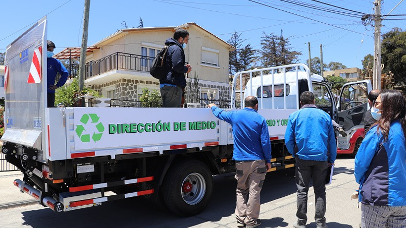El Quisco adquiere nuevo camión para reforzar reciclaje en el sector