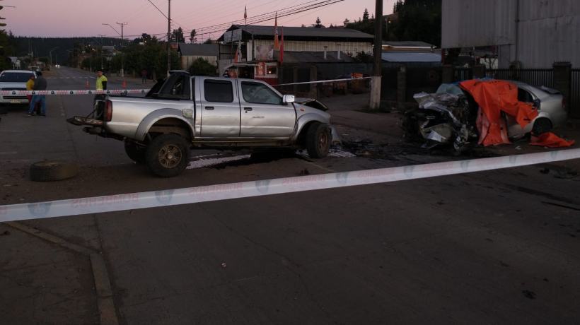 Dos fallecidos deja el choque de dos vehículos en Curanilahue