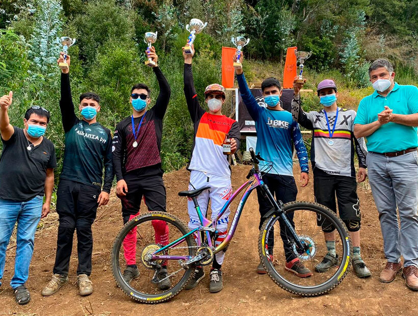 Carrera Downhill Padre Las Casas contó con la participación de 73 ciclistas nacionales