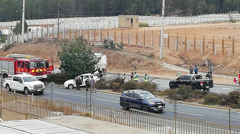 Accidente en camino internacional mantiene tacos entre Concón y Viña del Mar Accidente en camino internacional mantiene tacos entre Concón y Viña del Mar