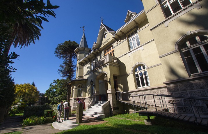 Galería de Arte de la UC Temuco reabre sus puertas al público con interesante exposición