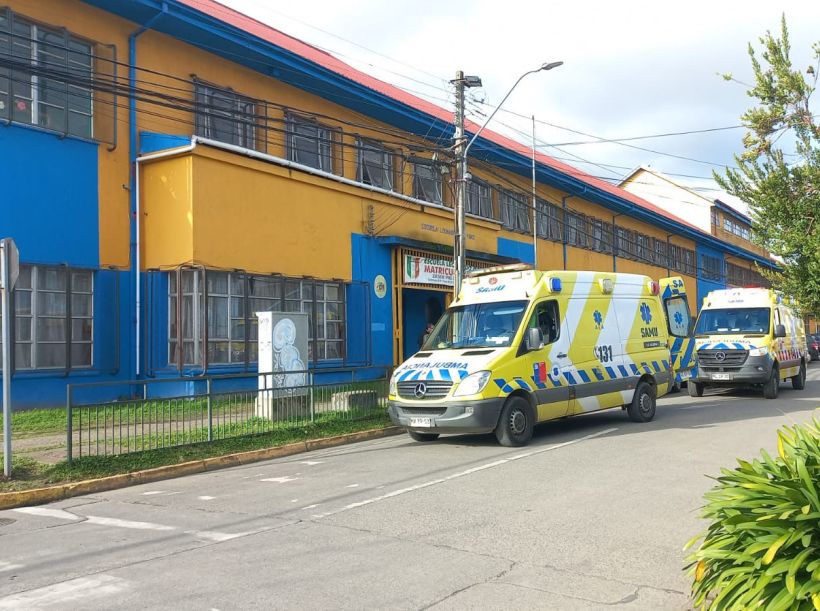 Valdivia: Falleció profesora que sufrió ataque cardíaco al interior de la Escuela Leonardo Da Vinci