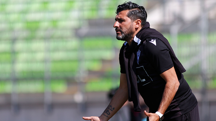 John Valladares: "Hasta que no podamos posicionarnos como equipo todos los partidos serán complejos" John Valladares: "Hasta que no podamos posicionarnos como equipo todos los partidos serán complejos"