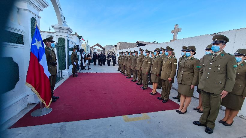 Carabineros recordó a sus mártires institucionales en el Cementerio 3 de Iquique