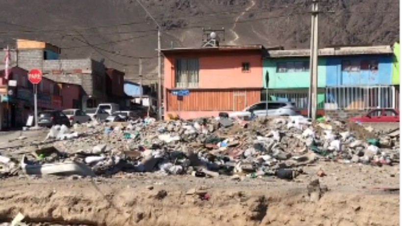 [VIDEO] Denuncian creciente microbasural en las inmediaciones de Cesfam ...