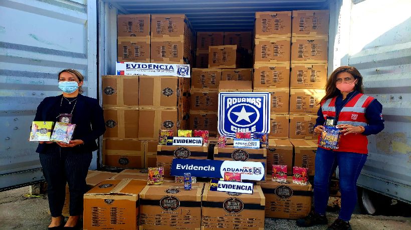 Incautan más de 400 cajas contenedoras de hojas de tabaco en patio del Recinto Amurallado de Zofri