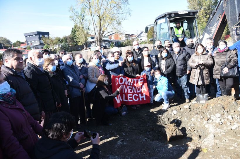 Valdivia: Construyen 32 viviendas para Comité Valech