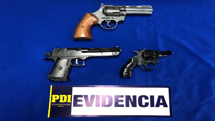 Detienen a menor de 14 años por tenencia ilegal de armas en Alto Hospicio