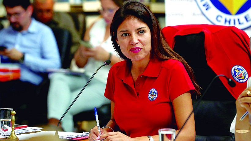 Karen Rojo no comparecerá a ratificar nuevo patrocinio: Solicita aceptar declaración escrita, pero Tribunal manifiesta "no ha lugar" Karen Rojo no comparecerá a ratificar nuevo patrocinio: Solicita aceptar declaración escrita, pero Tribunal manifiesta "no ha lugar"