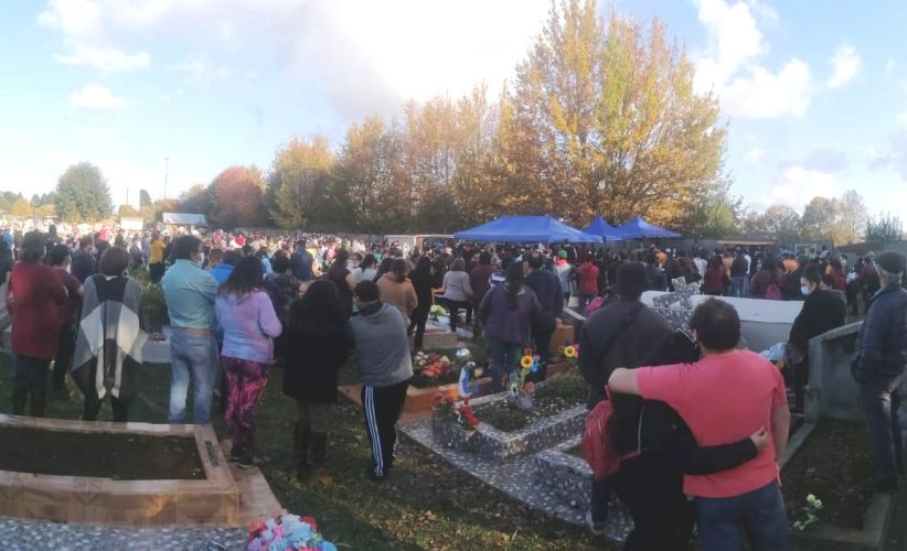 Máfil: Una emotiva despedida tuvo la pareja que murió en accidente de tránsito