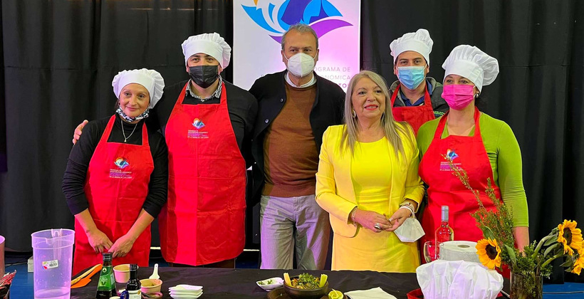 Abren postulaciones a programa para mujeres dedicadas a la pesca artesanal
