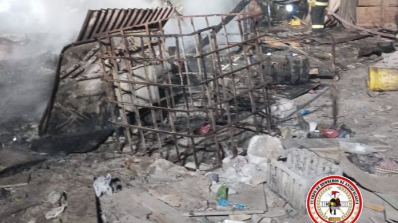 Un incendio se registró en un inmueble del sector La Negra en Antofagasta: Casa era utilizada como sede de una toma