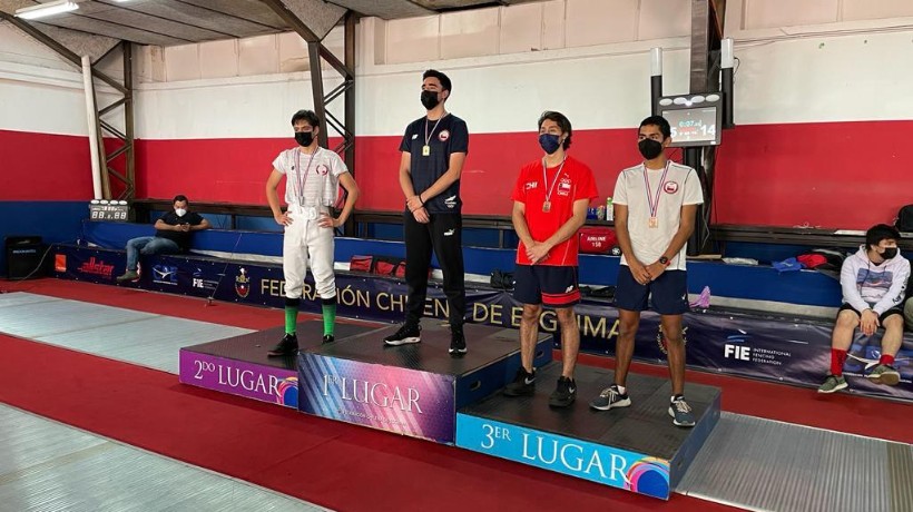 Los antofagastinos Pía Ruiz y Javier Carmona logran medallas en el 2do Ranking Nacional de Esgrima Los antofagastinos Pía Ruiz y Javier Carmona logran medallas en el 2do Ranking Nacional de Esgrima