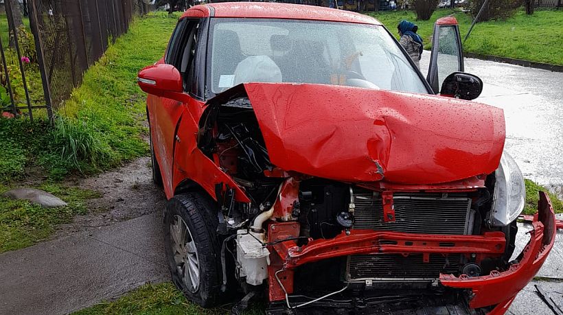 Osorno: delincuentes amenazaron con un cuchillo a conductora de aplicación de pasajeros y le quitaron el vehículo