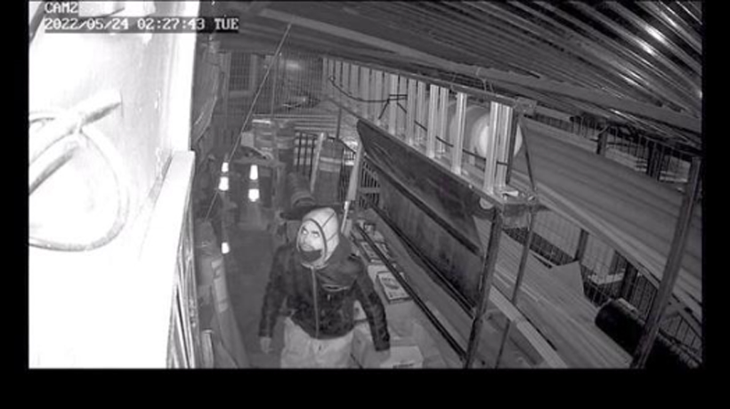 Castro: delincuentes atacan ferretería ubicada en pleno centro