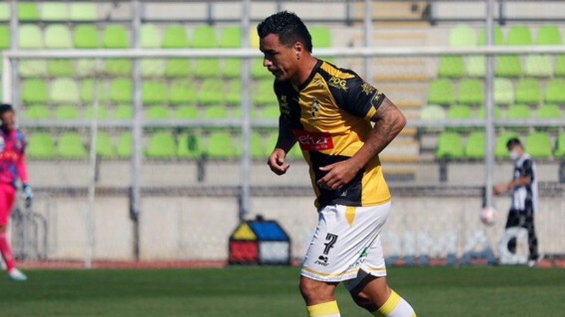 Esteban Paredes se retira del fútbol profesional a los 41 años Esteban Paredes se retira del fútbol profesional a los 41 años