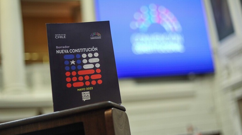 Convención Constitucional: Aprueban orden de los capítulos