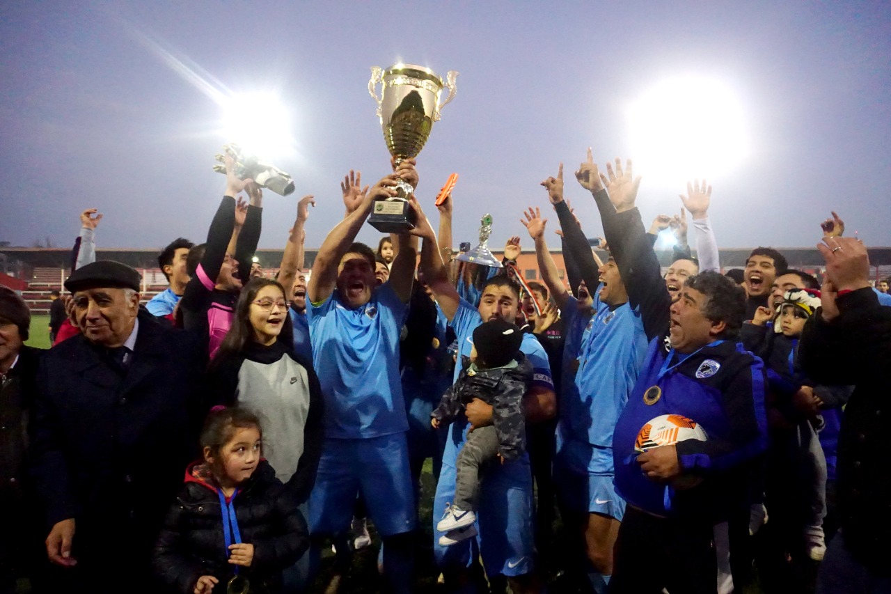 Gol y Gol derrotó 2-0 a Miraflores y es el nuevo monarca del fútbol regional Gol y Gol derrotó 2-0 a Miraflores y es el nuevo monarca del fútbol regional