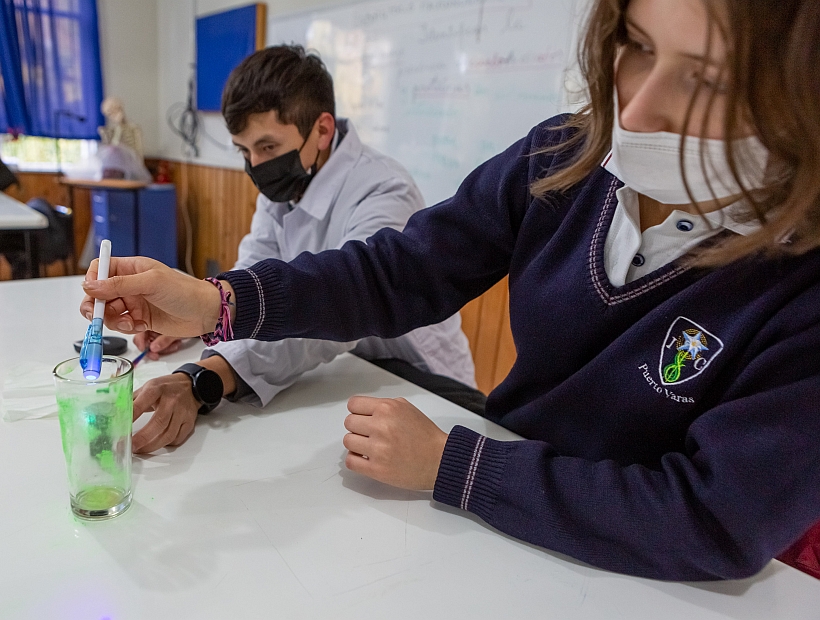 Alumnos de Puerto Varas apuestan por cuidar el medio ambiente a través de la ciencia