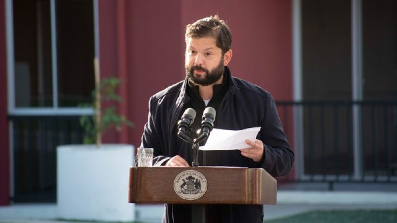 Presidente desmintió que borrador constitucional indique que casas no podrán ser heredadas: &quot;No crean en las mentiras que andan circulando en internet&quot;