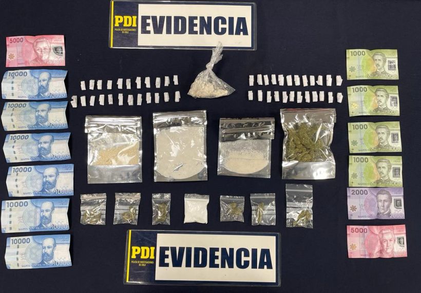 Detienen a pareja que vendía diariamente droga en el sector de calle Errázuriz en Valdivia Detienen a pareja que vendía diariamente droga en el sector de calle Errázuriz en Valdivia