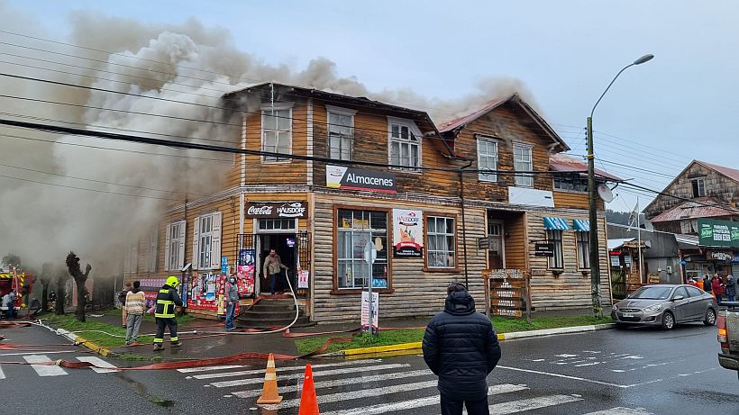 Incendio dejó daños en casona patrimonial de Puerto Octay