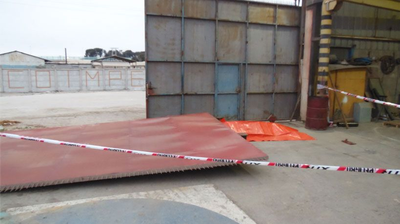Trabajador murió al ser aplastado por pesado portón en Quillota