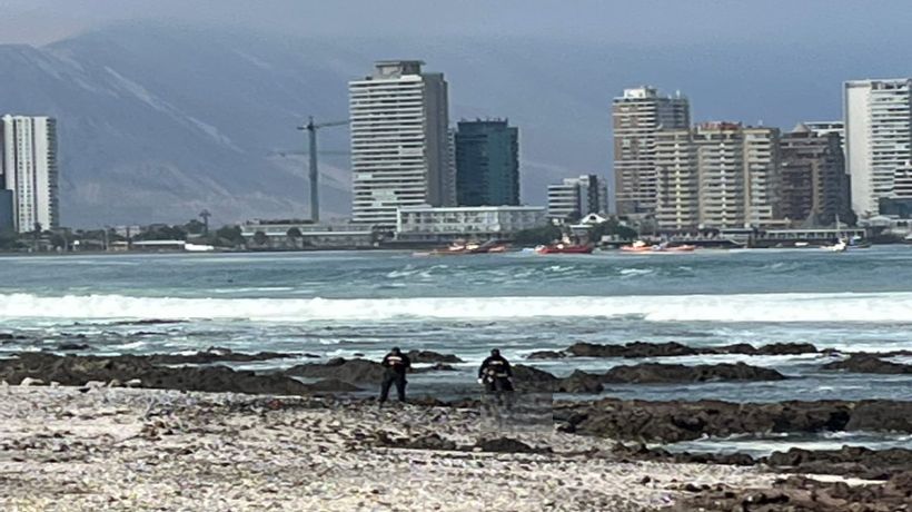Encuentran cadáver de hombre en sector Las Urracas en Iquique