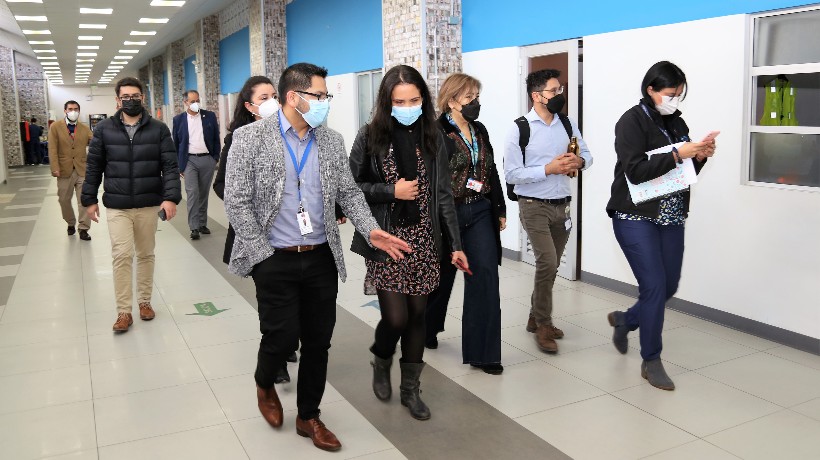 Minsal evalúa instalar Centro de Resolutividad Regional en el Hospital Clínico de la Universidad de Antofagasta Minsal evalúa instalar Centro de Resolutividad Regional en el Hospital Clínico de la Universidad de Antofagasta