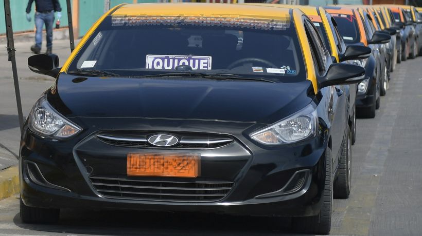 Estas son las nuevas tarifas de taxis colectivos que comenzaron a regir en Iquique