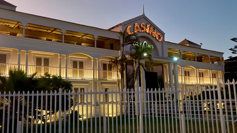 Juan Pablo López presentará “Me indigna” esta noche en el Casino Dreams de Iquique Juan Pablo López presentará “Me indigna” esta noche en el Casino Dreams de Iquique