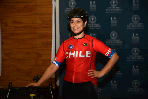 Directora de Enfermería USS Valdivia competirá en mundial de ciclismo