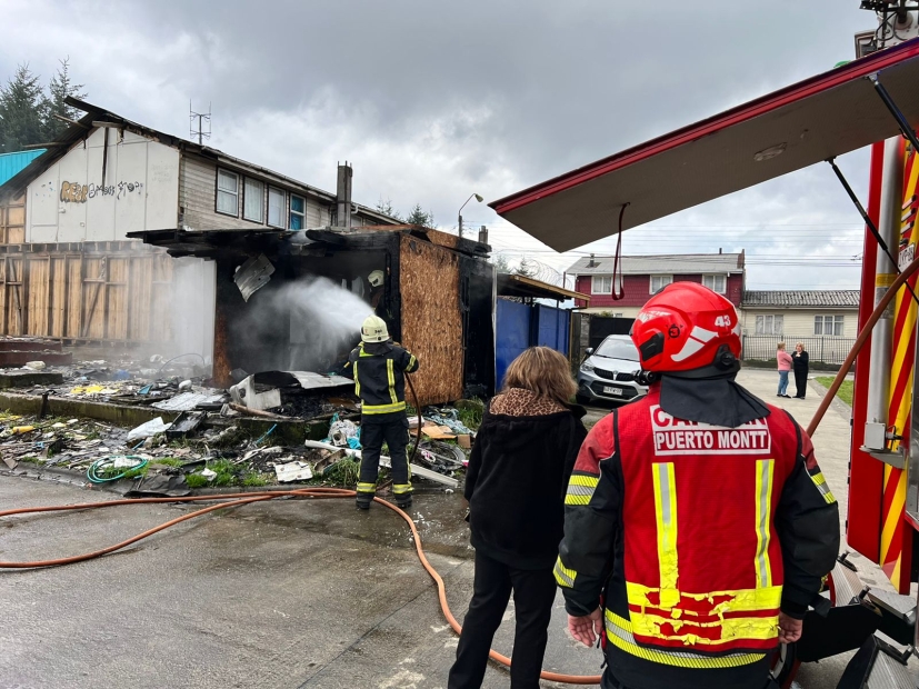 Pieza abandonada en Puerto Montt fue consumida por un incendio