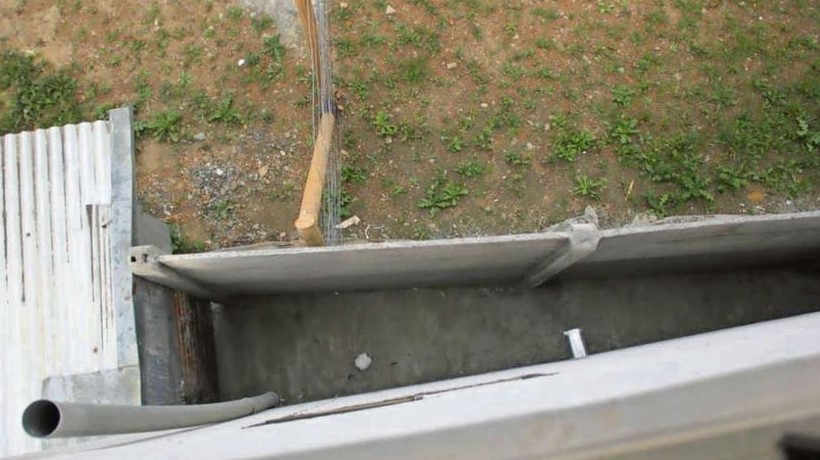 Vecinos de Chillán manifiestan su molestia por rotura de panderetas e inundaciones