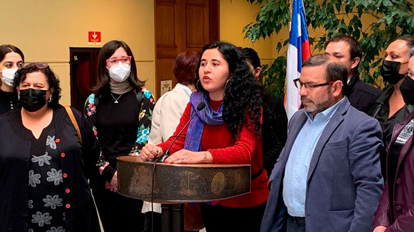 Parlamentarios del PC denuncian &quot;campaña agresiva&quot; de la derecha