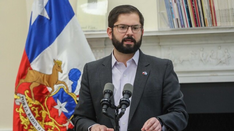 Presidente Boric y renuncia de jefe de Estado Mayor Conjunto: "Me parece correcto que el general Paiva haya asumido su responsabilidad"