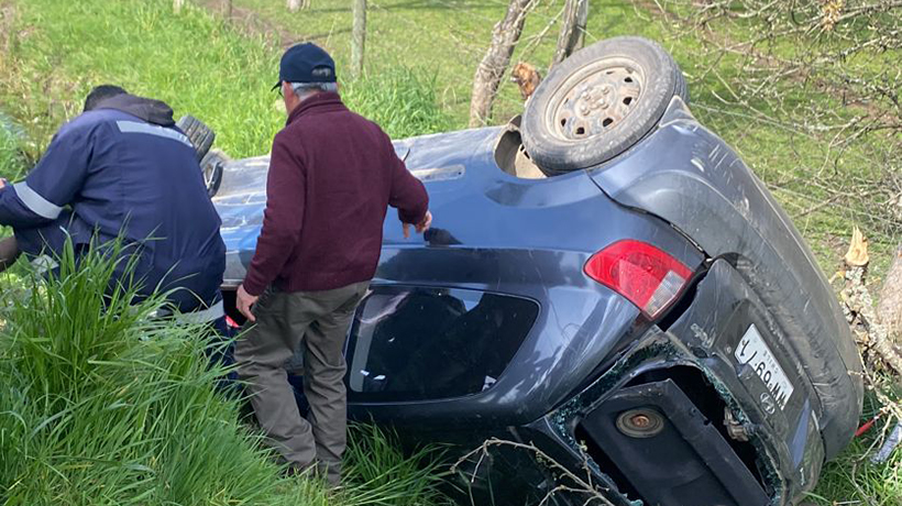 Dos lesionados por colisión de vehículos en ruta 215 de Osorno Dos lesionados por colisión de vehículos en ruta 215 de Osorno