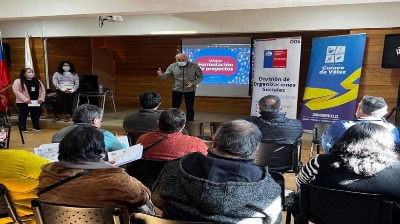 20 líderes sociales de Curaco de Vélez se hicieron parte de la Escuela de Formación Social