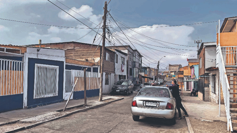 Vecinos de Antofagasta respaldan intervención de la Población El Golf y sector de Puerto Seco Vecinos de Antofagasta respaldan intervención de la Población El Golf y sector de Puerto Seco