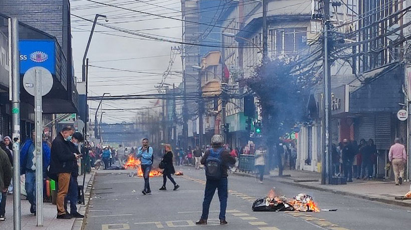 Aniversario 18-O: barricadas y manifestaciones se registran en Temuco