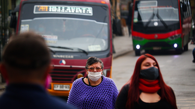 “No tienen competencia”: Choferes irán a Contraloría por buses anunciados por Sharp