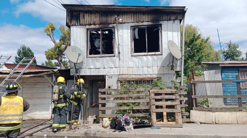 Un Incendio Destruyó Segundo Piso De Una Vivienda En Concepción 0535