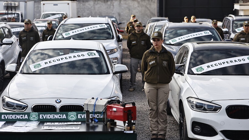 Operación "60 Segundos" cae banda por delitos vinculados al robo de autos: era liderada por profesional de la informática