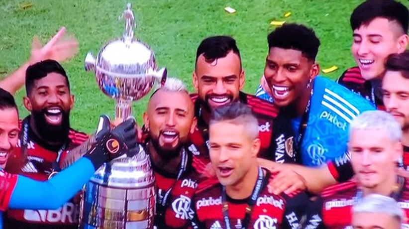 Con Vidal en cancha el Flamengo conquistó su tercera Copa Libertadores
