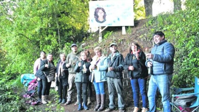Realizan velatón en memoria de joven Cynthia Cortés Pérez Realizan velatón en memoria de joven Cynthia Cortés Pérez
