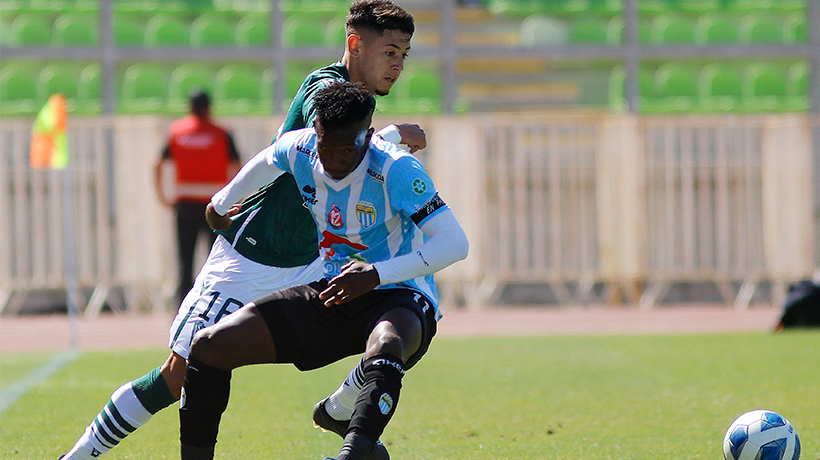 Axel Herrera renovó su vínculo con Santiago Wanderers