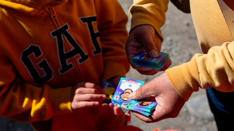 Ad portas del mundial se realizará cambio de láminas del álbum Qatar 2022 en La Cruz