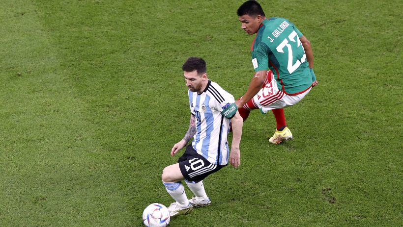 Argentina se impuso ante México y sigue con vida en la búsqueda de los octavos de final del Mundial